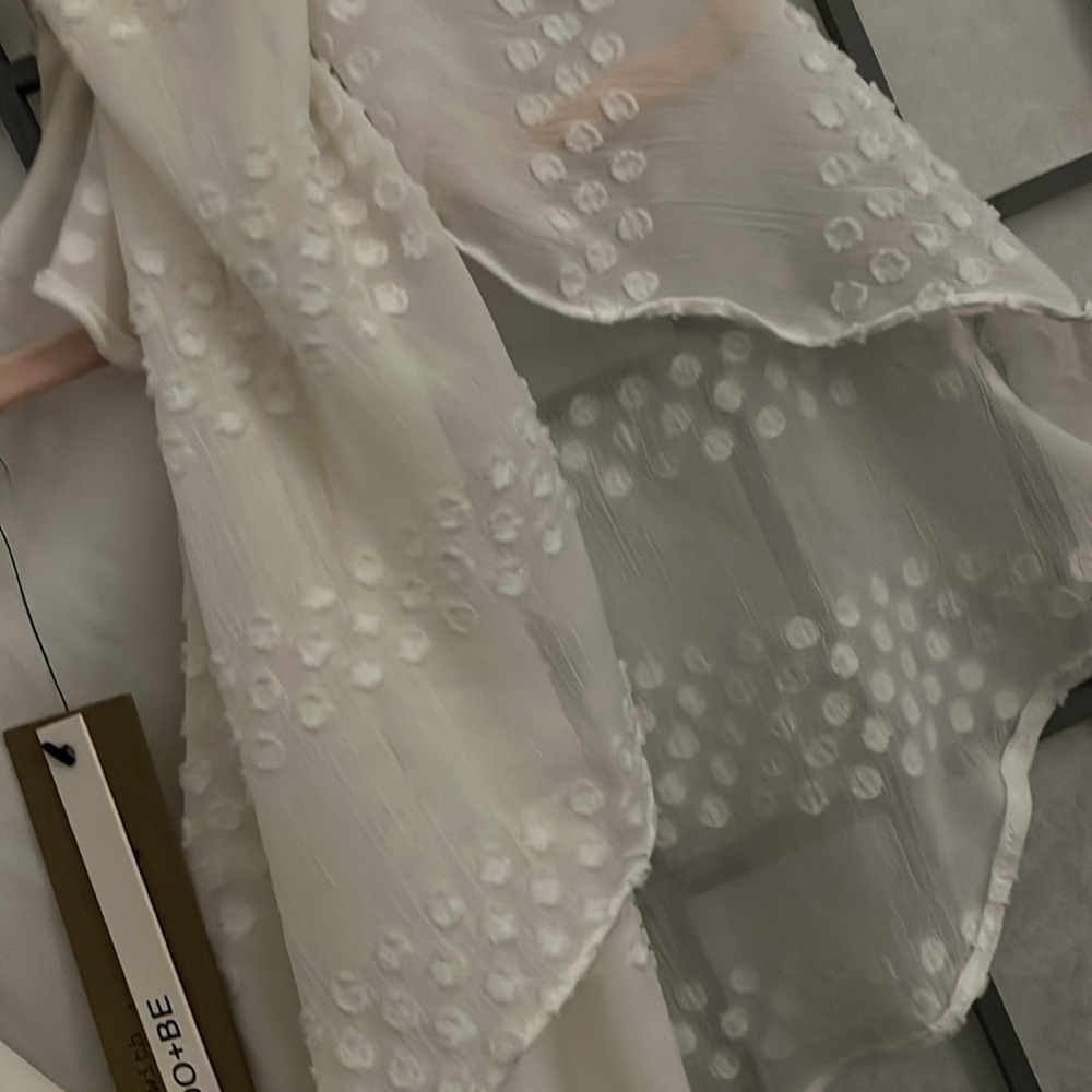 Do+be white dress. Size small. Nwt. Tie can be fastened in front or back. - Picture 4 of 6